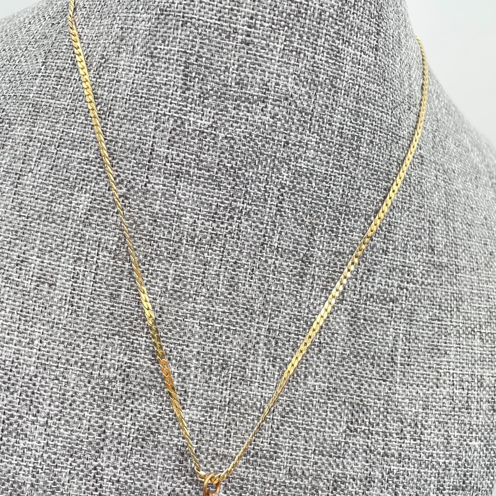 Nature-Inspired Gold-Tone Bezel Faceted Marble Leaf Shaped Pendant Necklace - Thumbnail 6