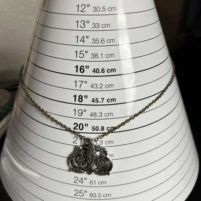 Vintage Silver Tone Classic Floral Filigree Pendant Necklace 20" Antiqued Finish - Thumbnail 7