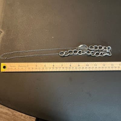 VTG Black Silver Textured Link Necklace Long Chain Clear Acrylic Accent Modern - Thumbnail 7