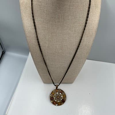 VTG Large Round Pendant Necklace Amber Tone Rhinestone Filigree Antique Style - Thumbnail 6