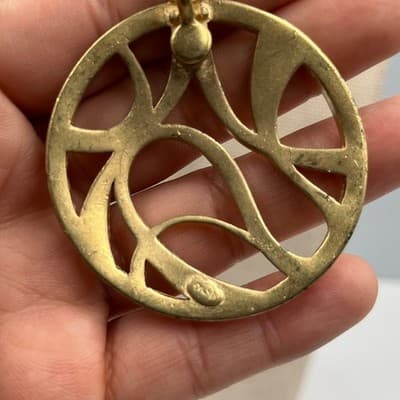 Vintage Gold Tone Abstract Swirl Pendant Necklace Large Round Cutout Statement - Thumbnail 6