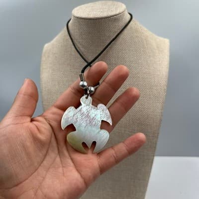 Vintage Carved Turtle Pendant Necklace Faux Shell Cord 20" Beach Boho Tropical - Thumbnail 4