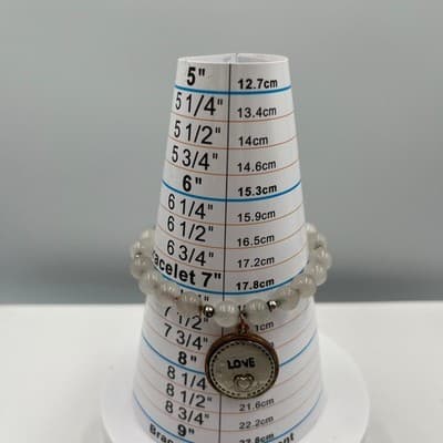 Vintage White Beaded Stretch Bracelet Love Charm Heart Pendant Romantic Jewelry - Thumbnail 7
