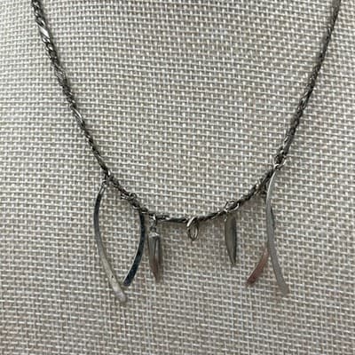 Vintage Minimalist Silver Tone Dangle Charm Necklace Abstract Fringe Rope Chain - Thumbnail 3