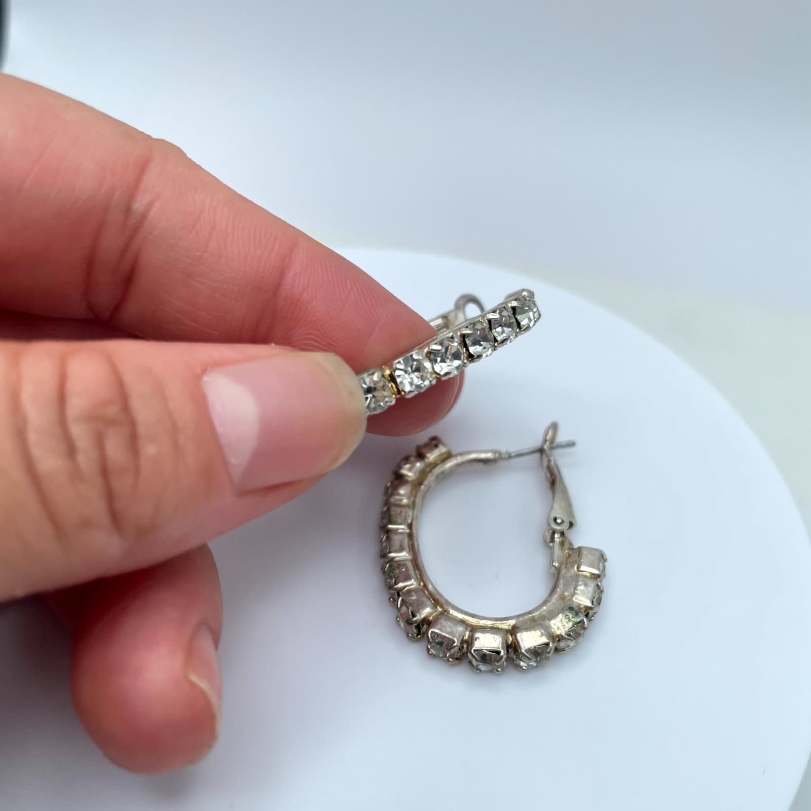 Classic Silver-Tone Fashion Prong Faceted Rhinestone Hoop Hinged Clasp Earrings - Thumbnail 6