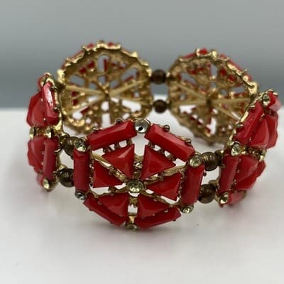 Vintgae Red Statement Bracelet Gold Tone Geometric Panels Rhinestone Accents - Thumbnail 3