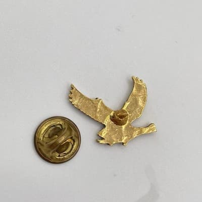 VTG Eagle Hawk Lapel Pin Gold Tone Wings Textured Flying Bird Brooch Tie Tack - Thumbnail 5
