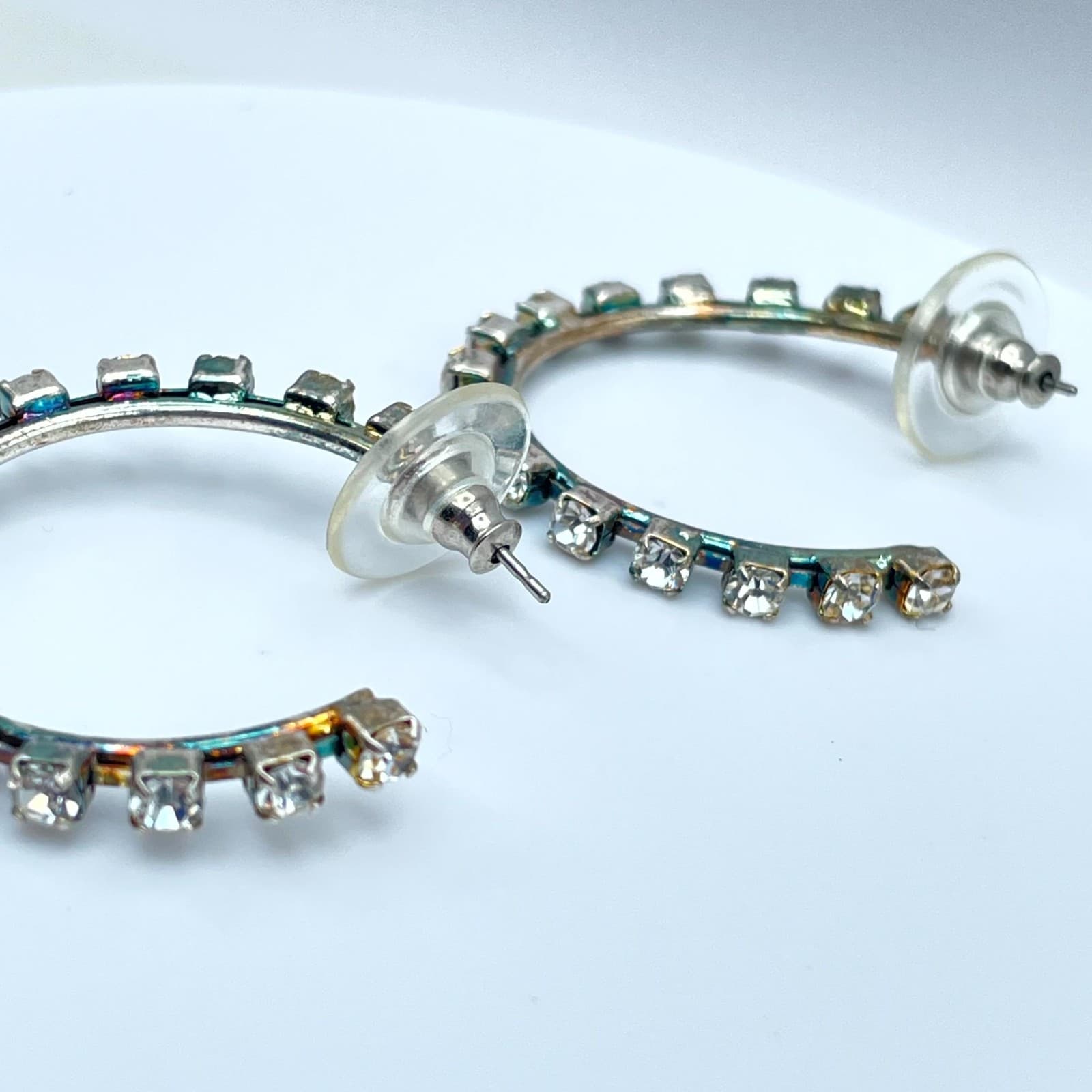 Vintage Multicolor Pronge Faceted Rhinestone-Embellished Beads C-Hoop Earrings - Thumbnail 6