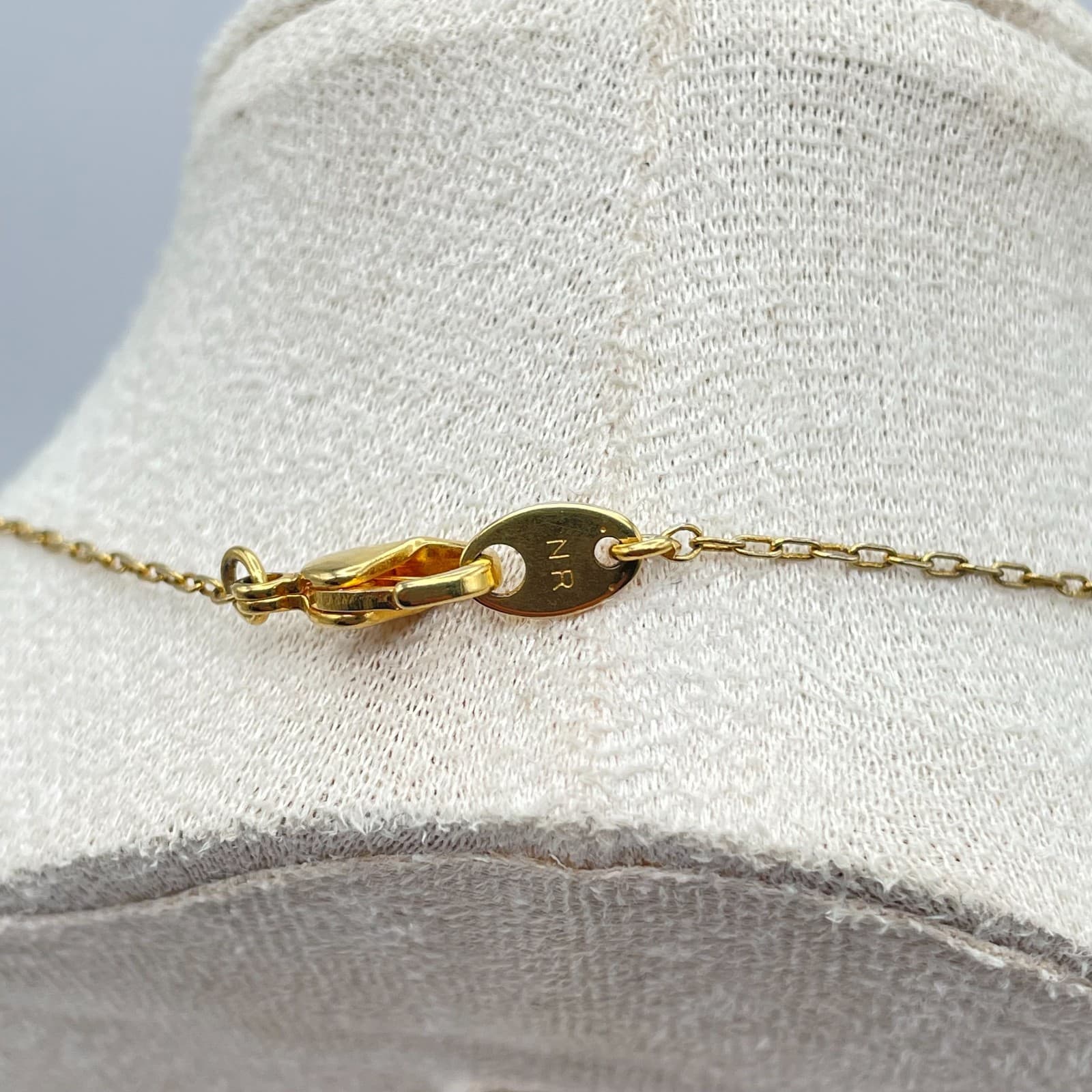 Nina Ricci Gold-Tone Oval Link Chain Spaced Freshwater Pearls Station Necklace - Thumbnail 9