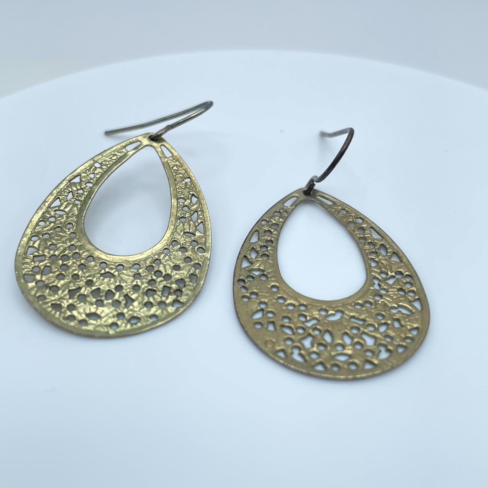 Gold-Tone Bohemian Floral Cutout Filigree Teardrop Dangle French Hook Earrings - Thumbnail 3