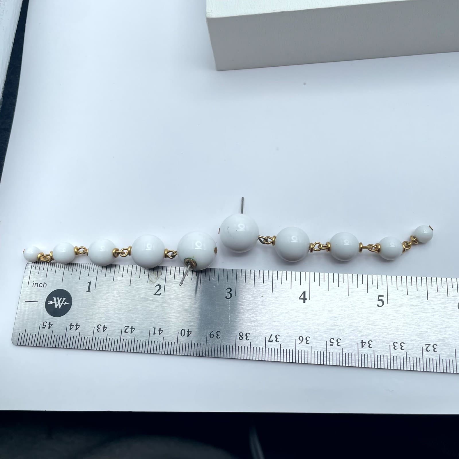 Vintage Gold-Tone White Graduated Design Lucite Ball Bead Charm Drop Earrings - Thumbnail 2