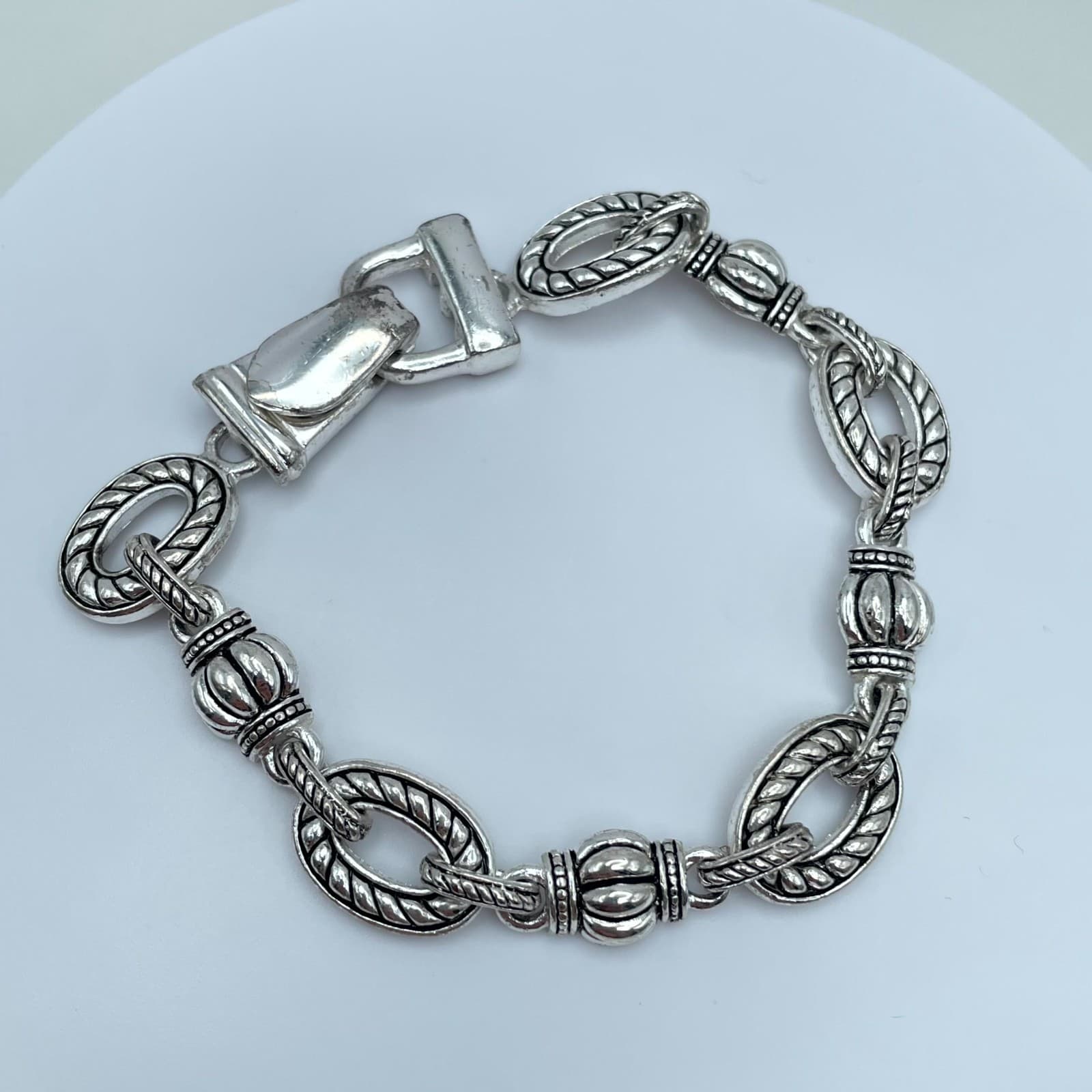 Byzantine Inspired Silver-Tone Engraved Twisted Rope Oval Link Station Bracelet - Thumbnail 2