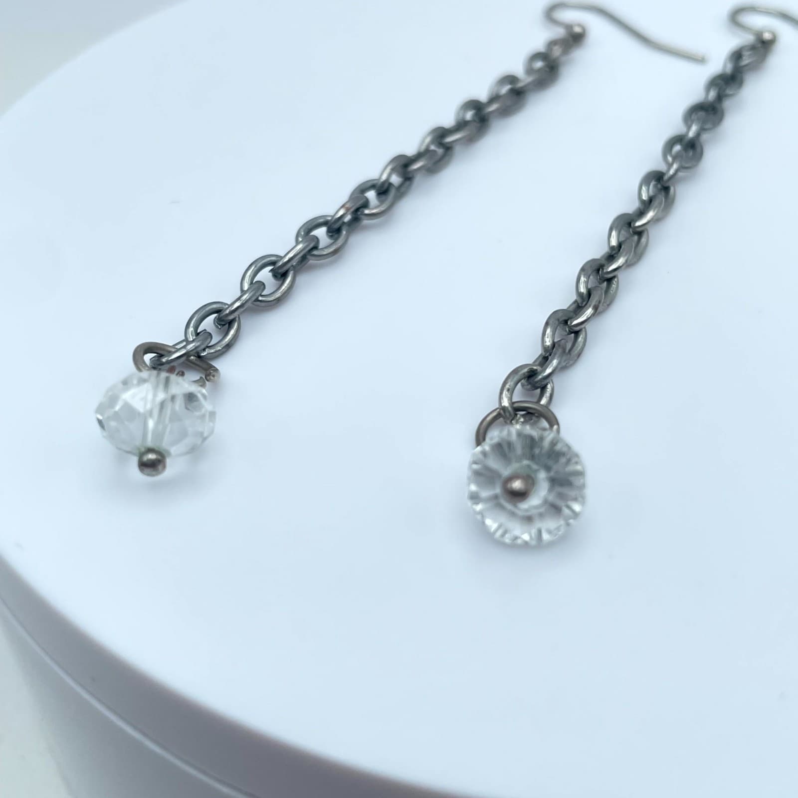 Classic Silver-Tone Oval Chain Faceted Glass Beads Dangle French Hook Earrings - Thumbnail 4