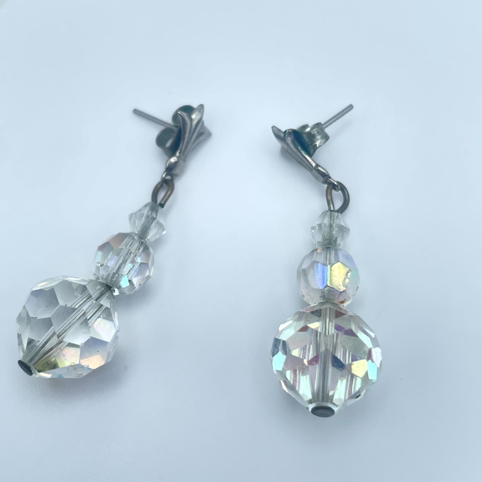 VTG Silver-Tone Oxidize Metal Butterfly Back Faceted Glass Beads Dangle Earrings - Image 1