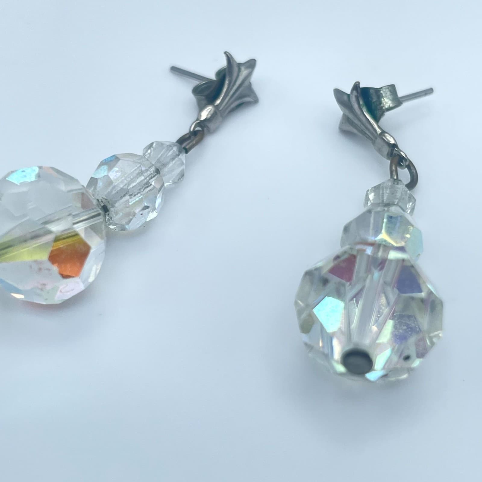 VTG Silver-Tone Oxidize Metal Butterfly Back Faceted Glass Beads Dangle Earrings - Thumbnail 8