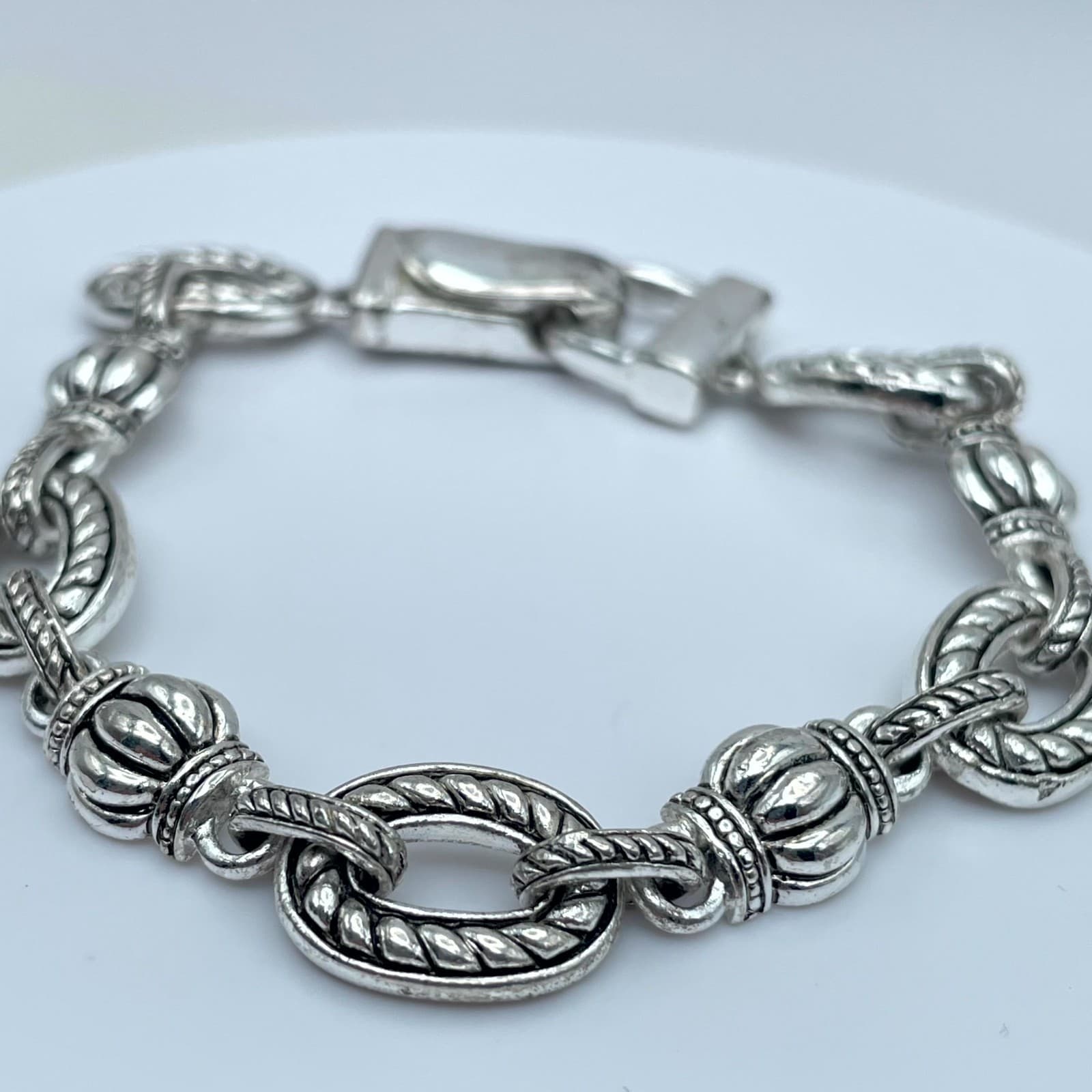 Byzantine Inspired Silver-Tone Engraved Twisted Rope Oval Link Station Bracelet - Thumbnail 5
