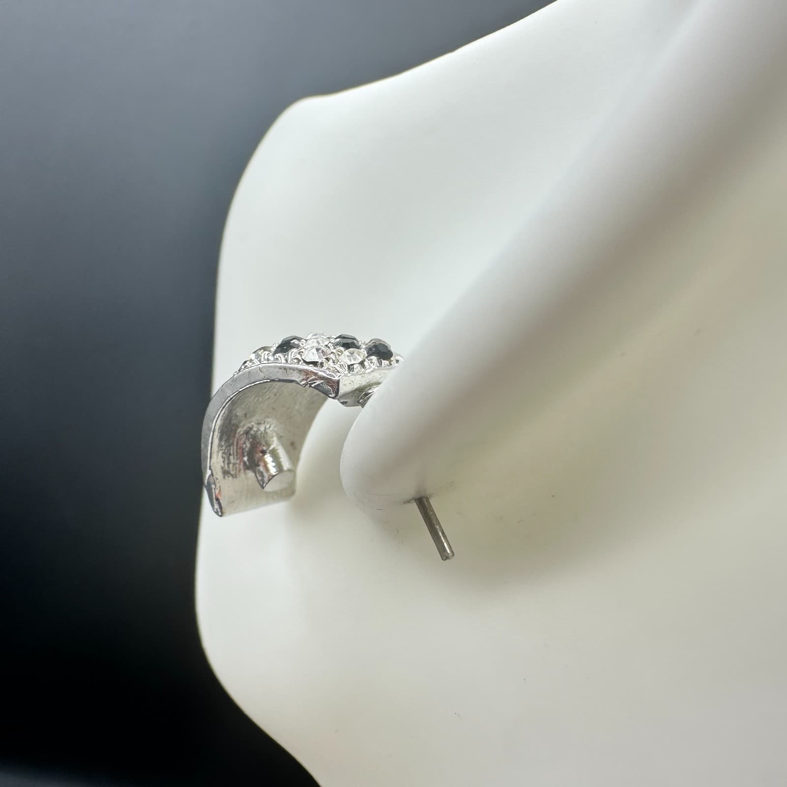 VTG Silver Tone Black Clear Rhinestone Hoop Earrings Post Classic Sparkle - Thumbnail 5