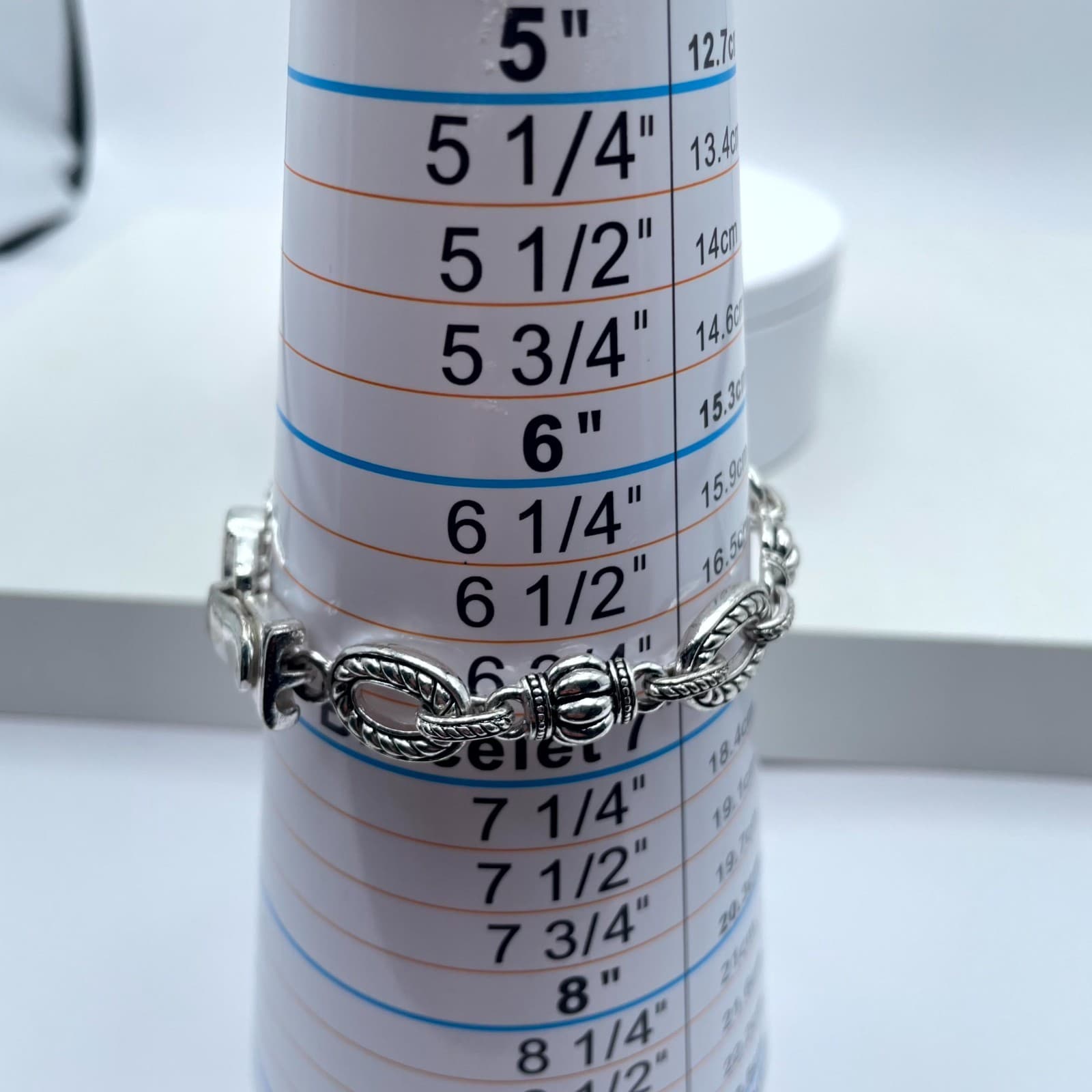 Byzantine Inspired Silver-Tone Engraved Twisted Rope Oval Link Station Bracelet - Thumbnail 9