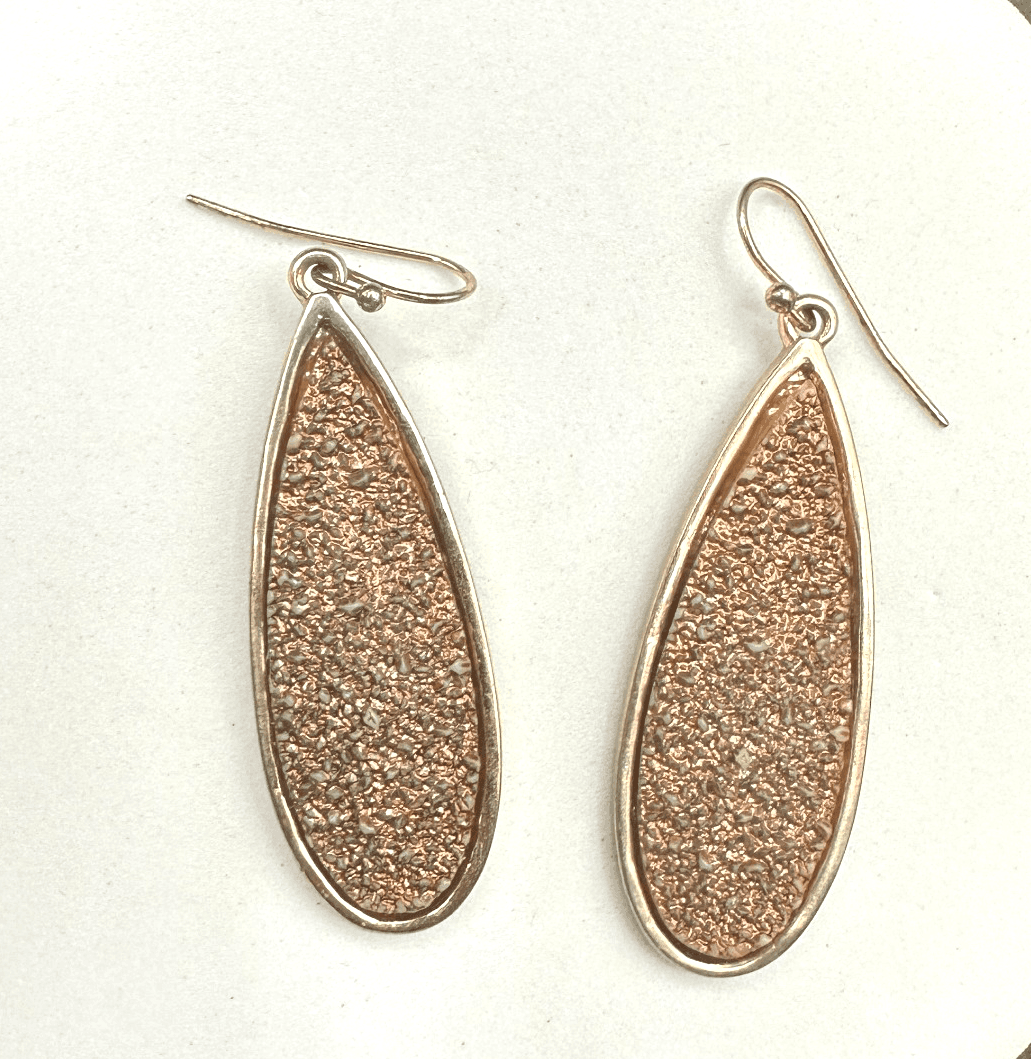 VTG Teardrop Dangle Earrings Rose Gold Drusy Silver Tone Metal Hook Drop Fashion - Image 1