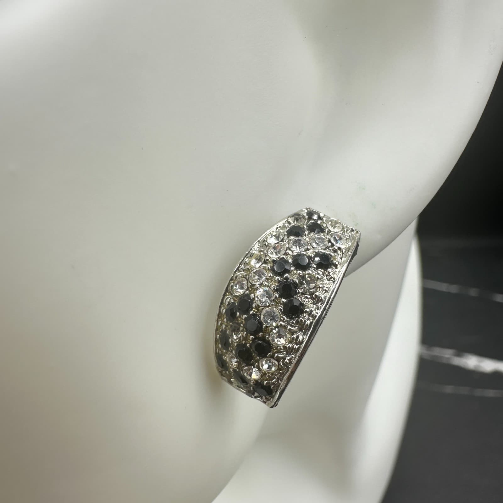 VTG Silver Tone Black Clear Rhinestone Hoop Earrings Post Classic Sparkle - Thumbnail 6