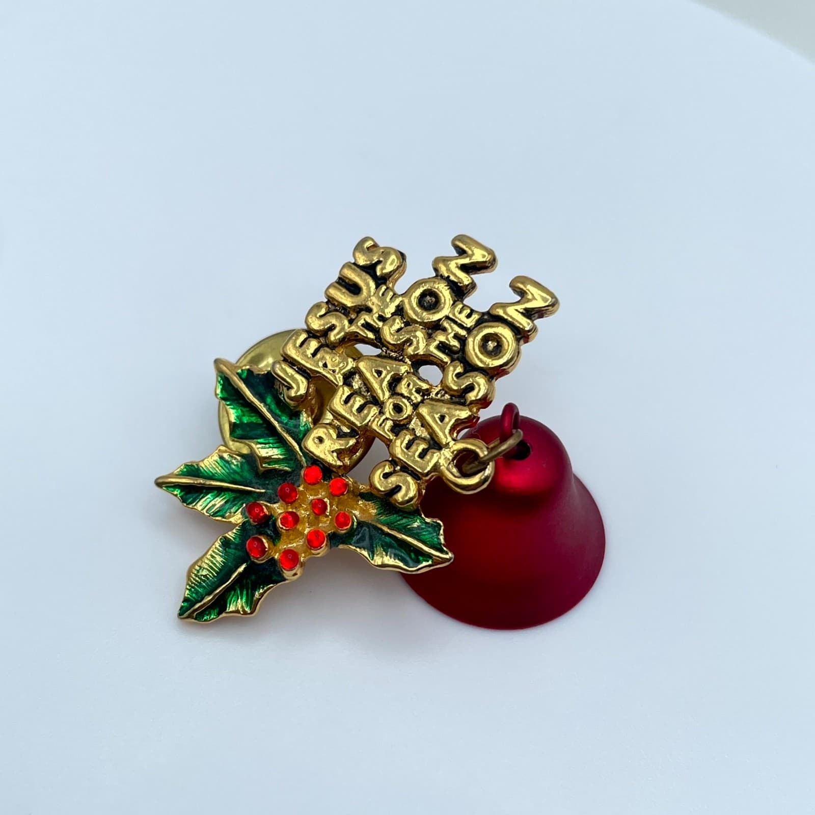 VTG Gold-Tone Holly Leaves Red Bell "Jesus is the Reason for the Season" Brooch - Thumbnail 4