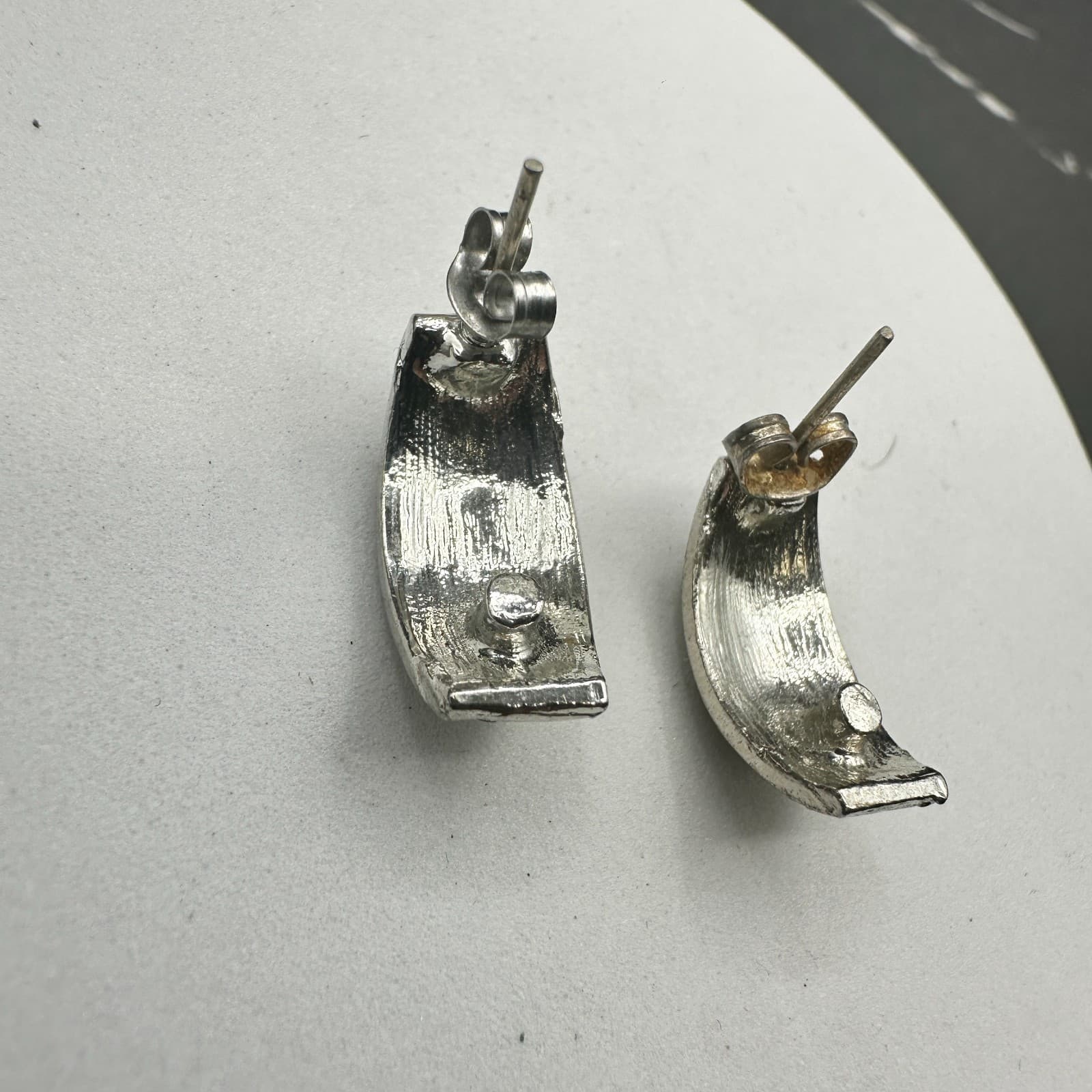 VTG Silver Tone Black Clear Rhinestone Hoop Earrings Post Classic Sparkle - Thumbnail 11