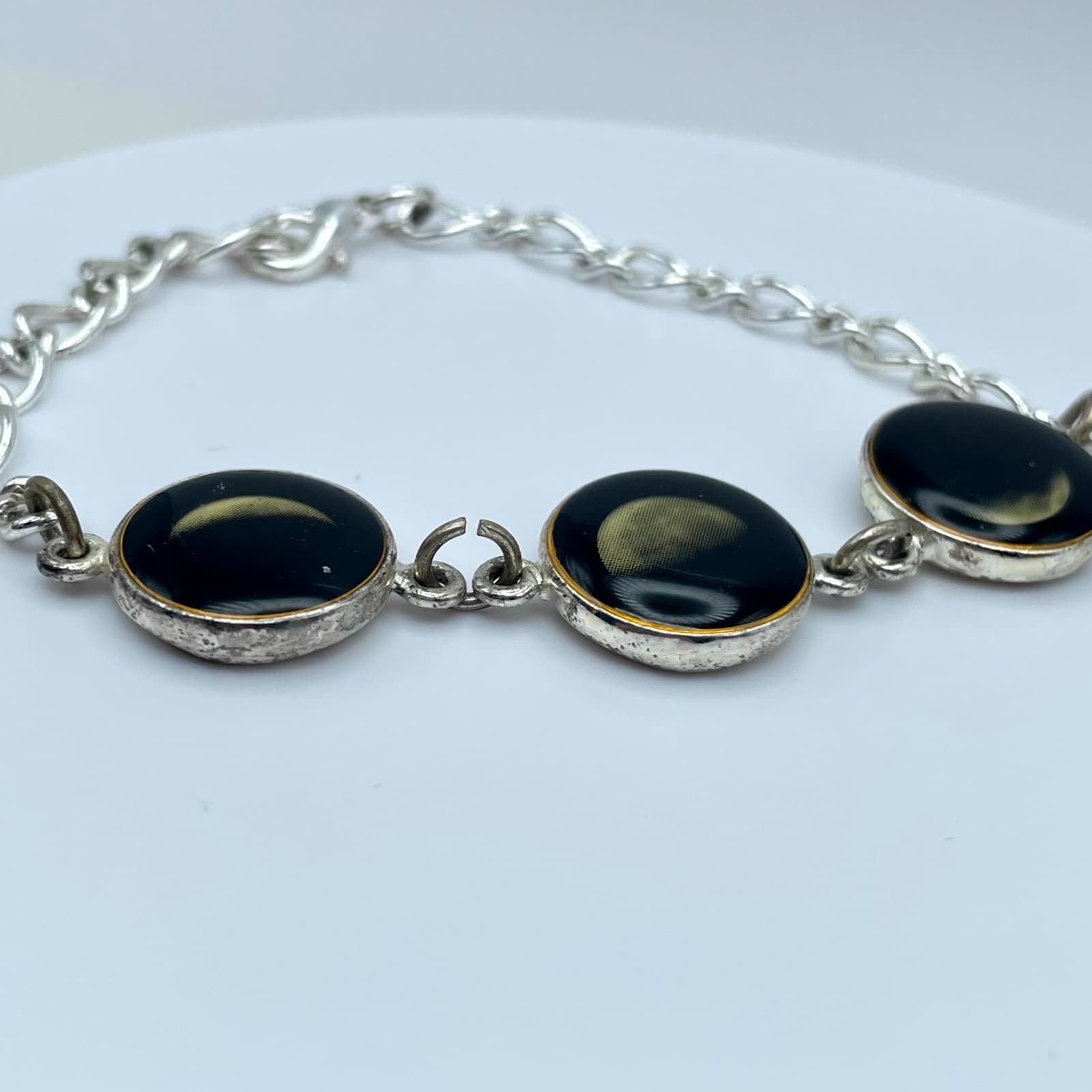 Silver-Tone Curb Link Chain Lunar Cycle Solar Eclipse Medallion Lobster Bracelet - Thumbnail 7