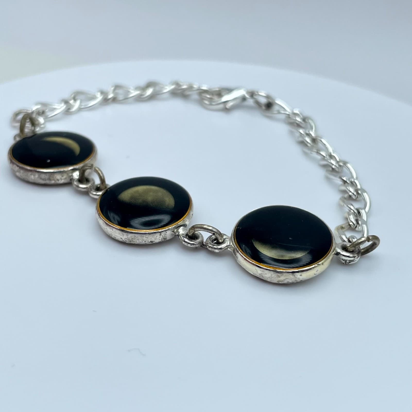 Silver-Tone Curb Link Chain Lunar Cycle Solar Eclipse Medallion Lobster Bracelet - Thumbnail 8