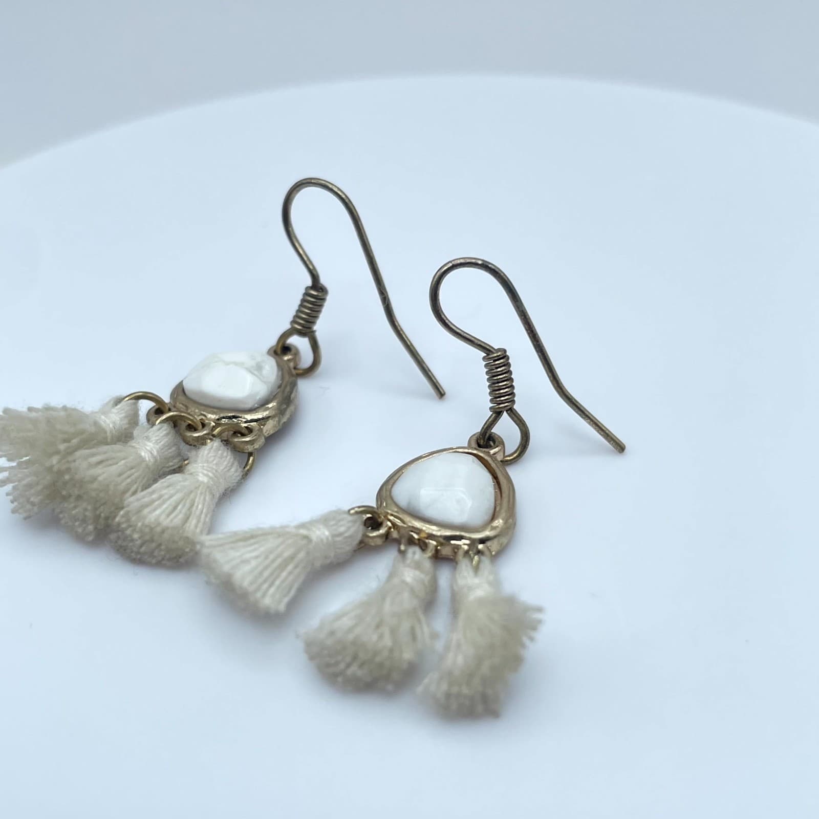 Boho-Chic Western Gold-Tone Howlite Center Tassel Dangle French Hook Earrings - Thumbnail 5