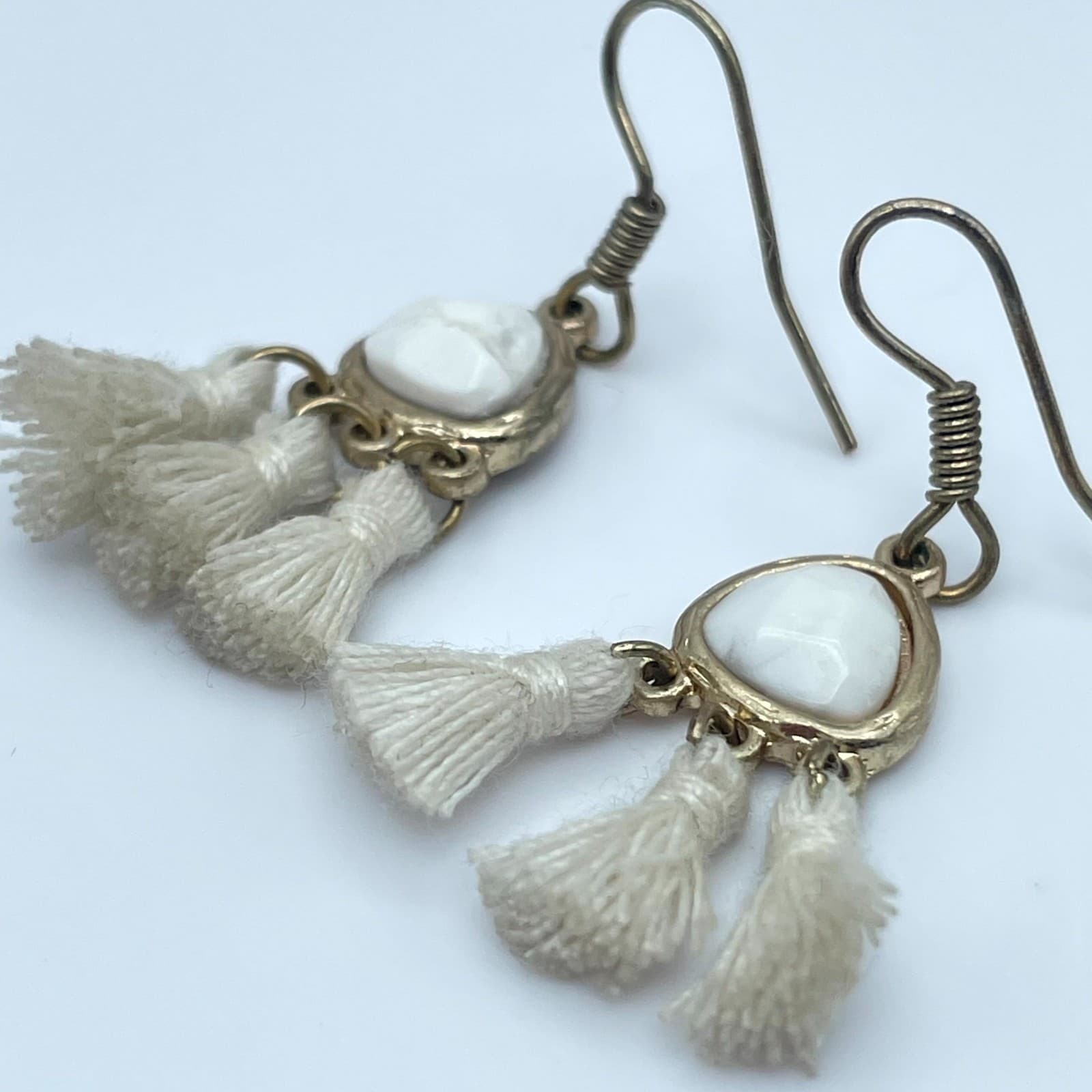 Boho-Chic Western Gold-Tone Howlite Center Tassel Dangle French Hook Earrings - Thumbnail 9