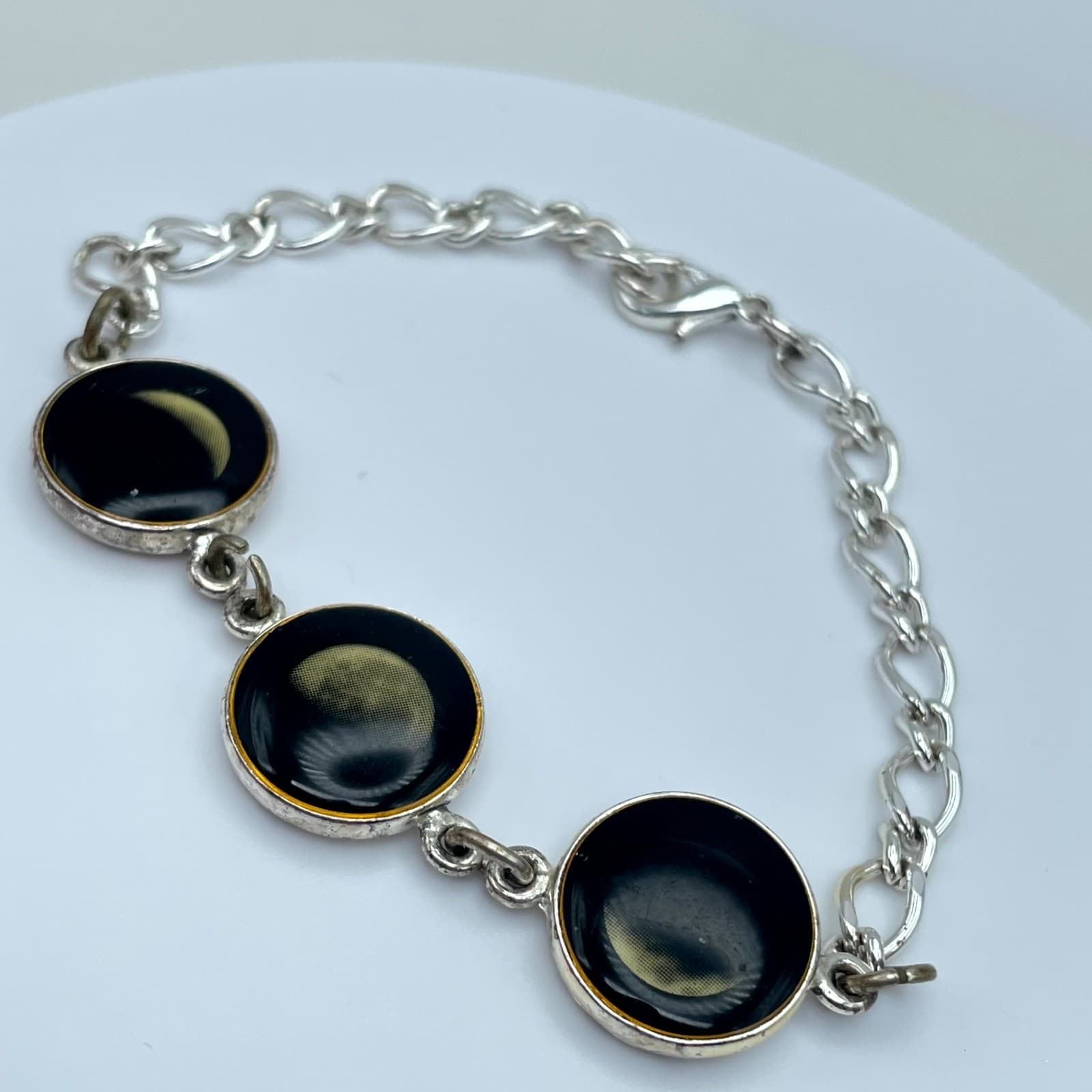 Silver-Tone Curb Link Chain Lunar Cycle Solar Eclipse Medallion Lobster Bracelet - Thumbnail 9