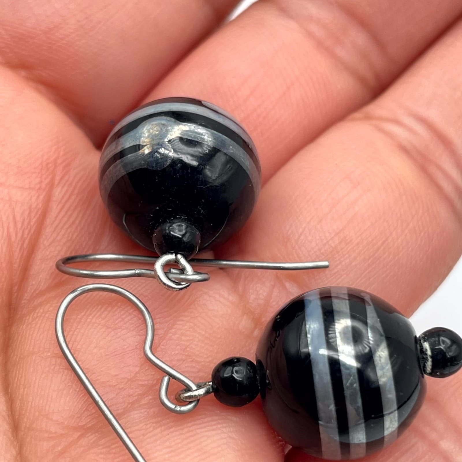 Vintage Black White Boho-Chic Banded Agate Bead Drop Dangle French Hook Earrings - Thumbnail 7