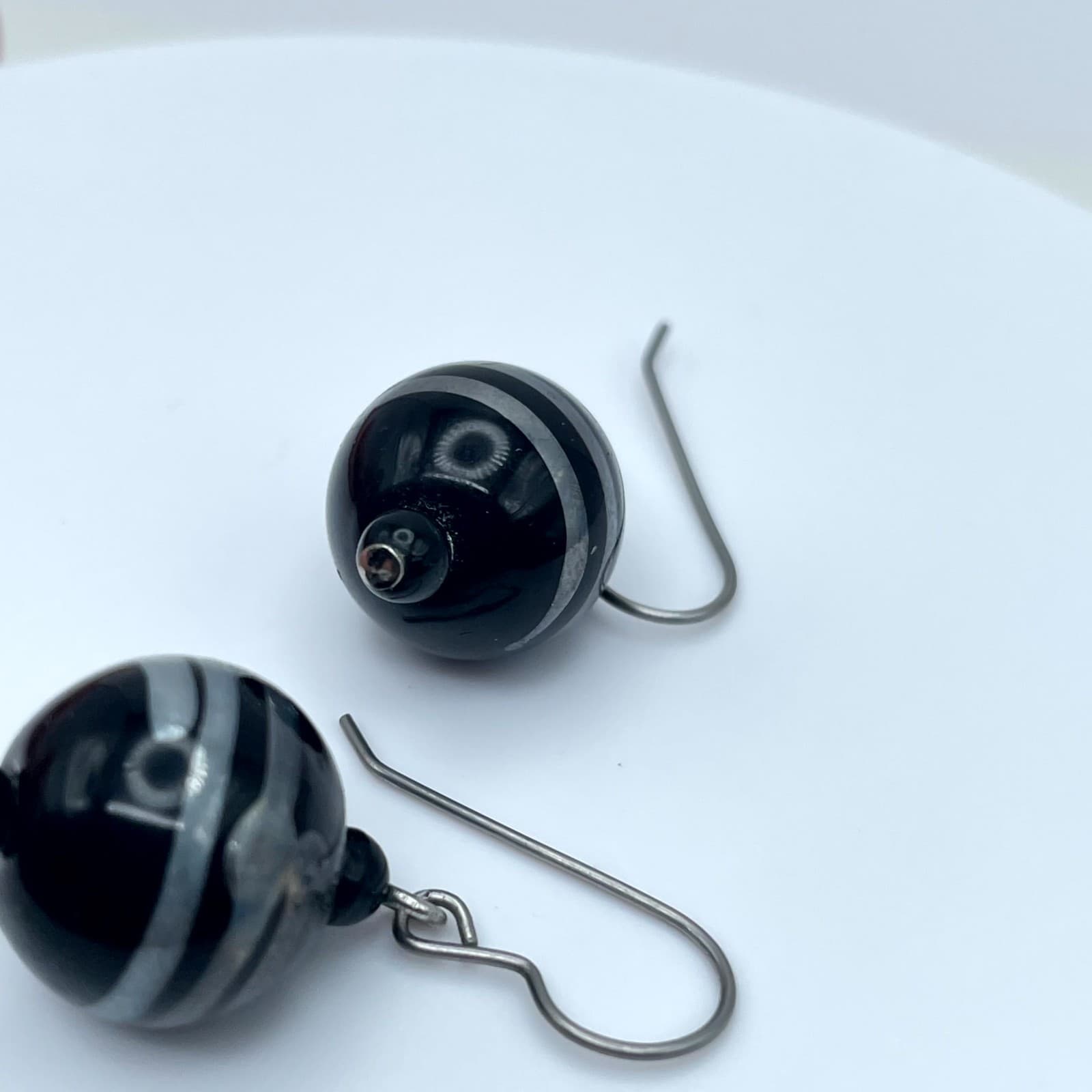 Vintage Black White Boho-Chic Banded Agate Bead Drop Dangle French Hook Earrings - Thumbnail 6