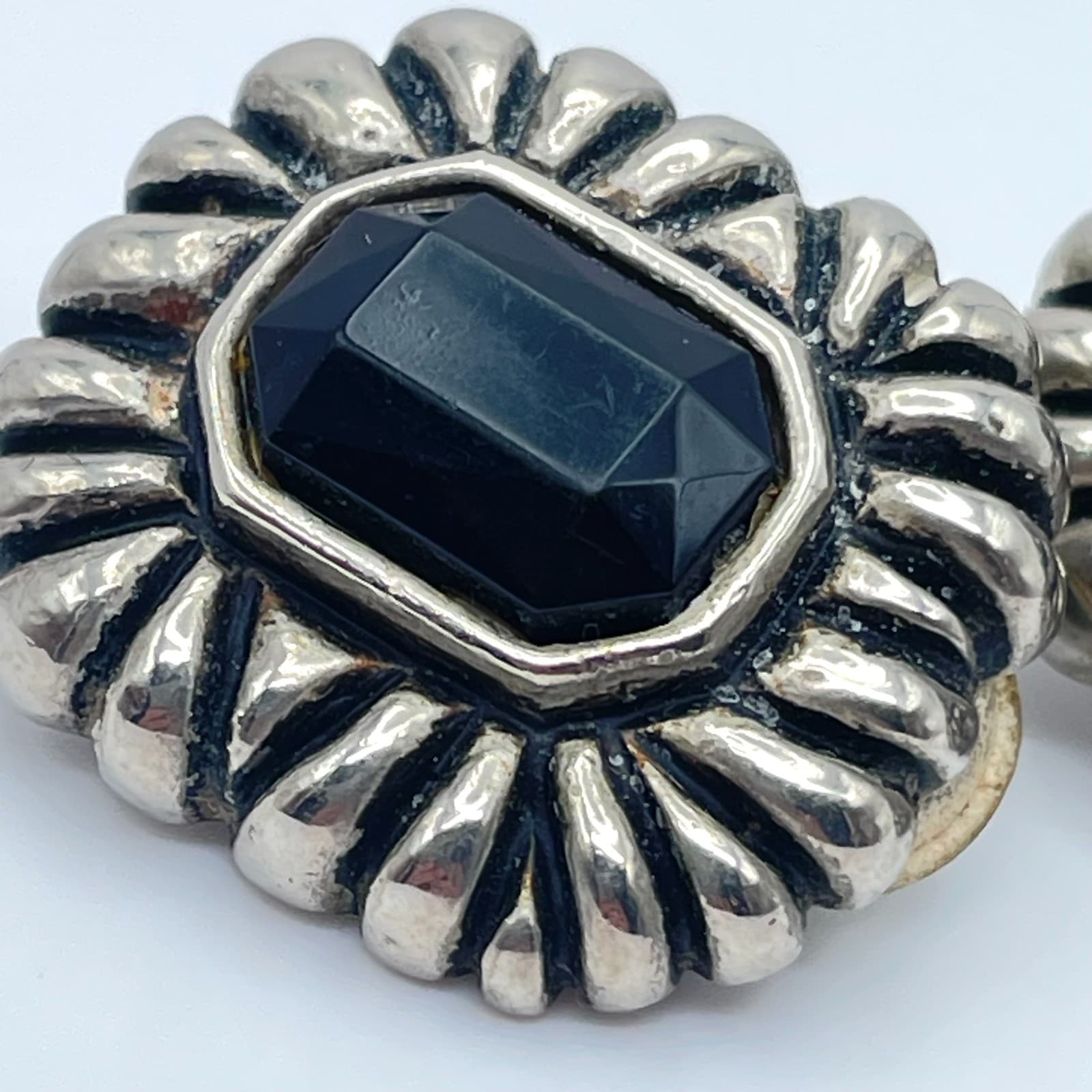 Vintage 90s Black Emerald Cut Crystal Clip On Earrings Silver Tone Jewelry - Thumbnail 7