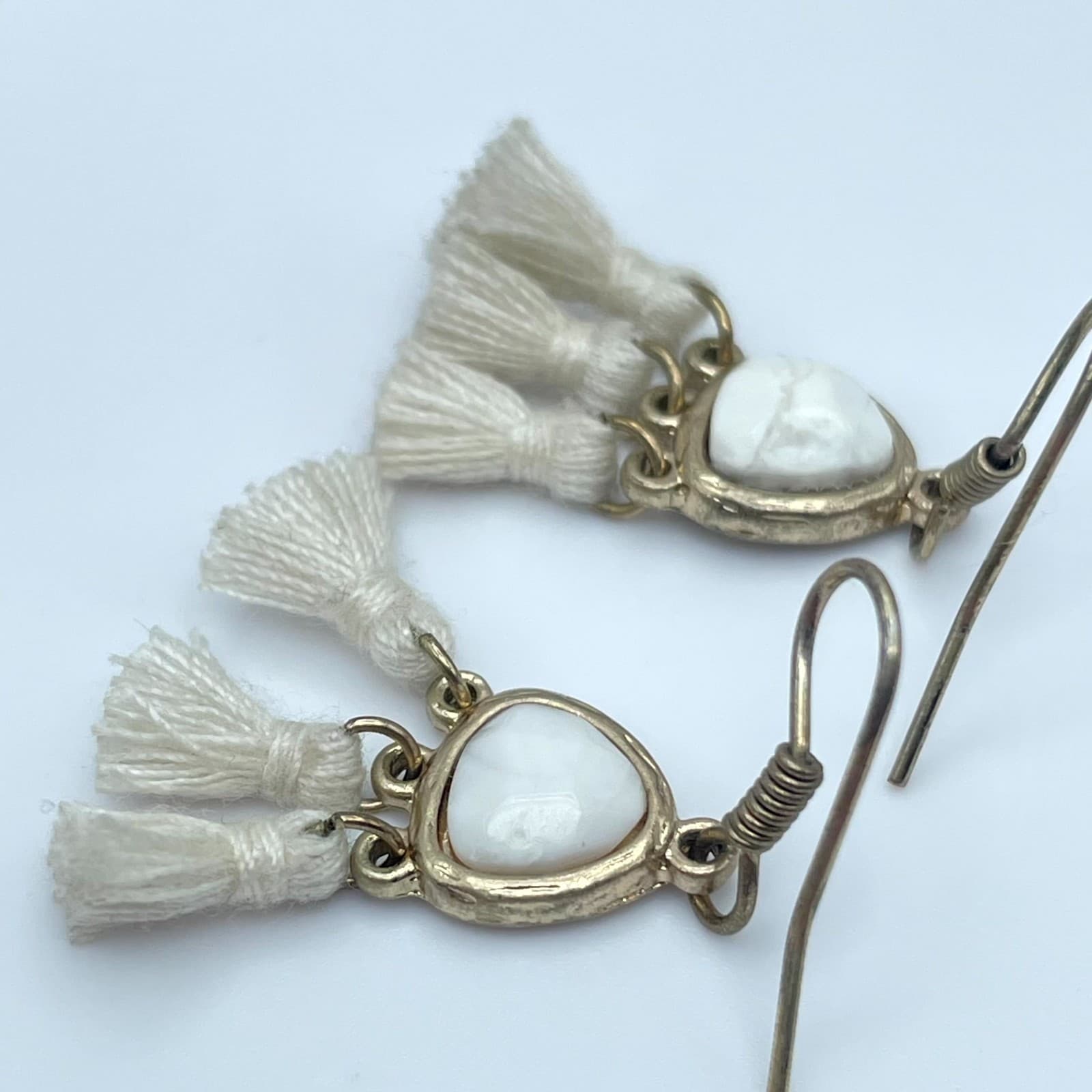 Boho-Chic Western Gold-Tone Howlite Center Tassel Dangle French Hook Earrings - Thumbnail 8