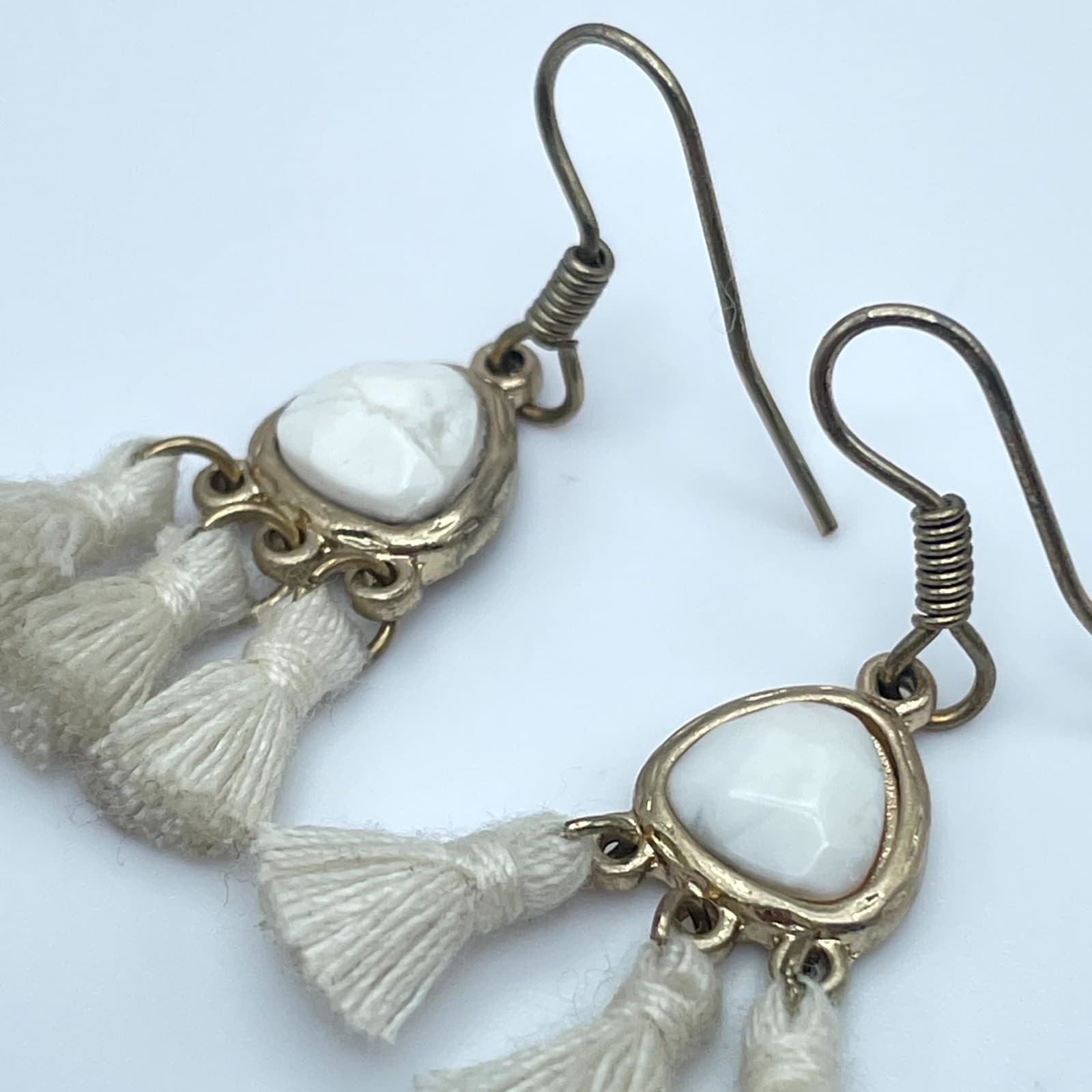 Boho-Chic Western Gold-Tone Howlite Center Tassel Dangle French Hook Earrings - Thumbnail 10