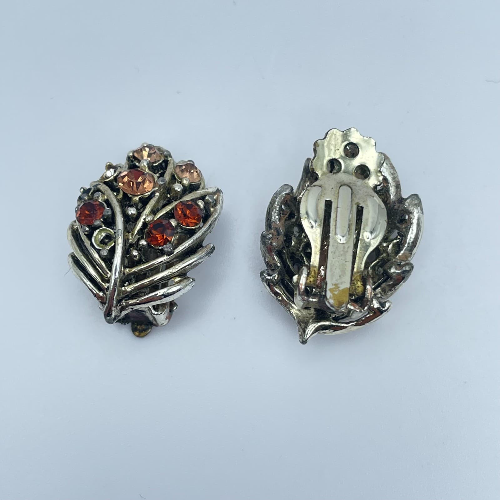 Vintage 90s Rhinestone Silver Tone Leaf Earrings Women's Classic Jewelry - Thumbnail 2