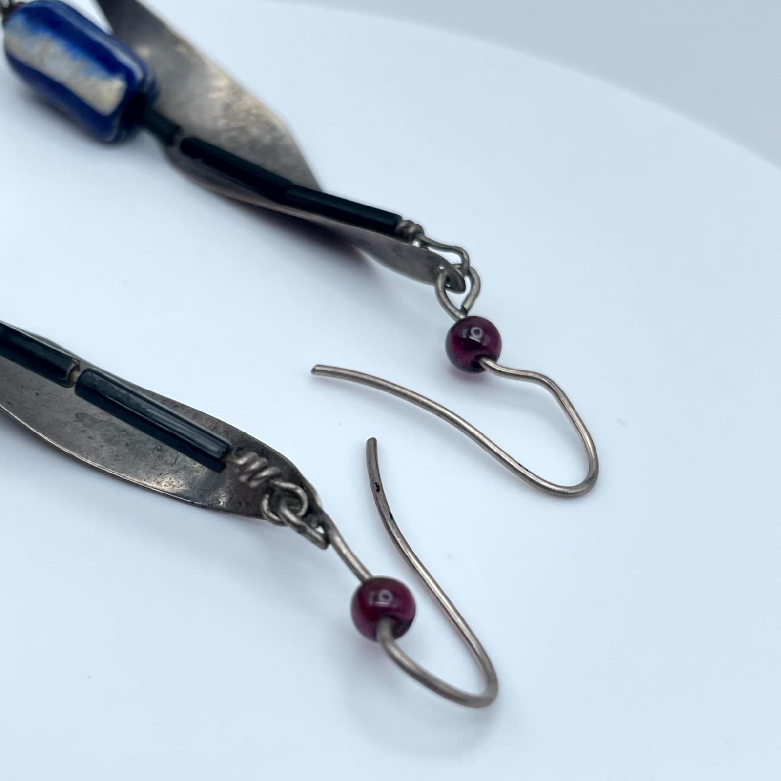 Handcrafted Silver-Tone Seed Beads Blue White Striped Leaf Dangle Drop Earrings - Thumbnail 7