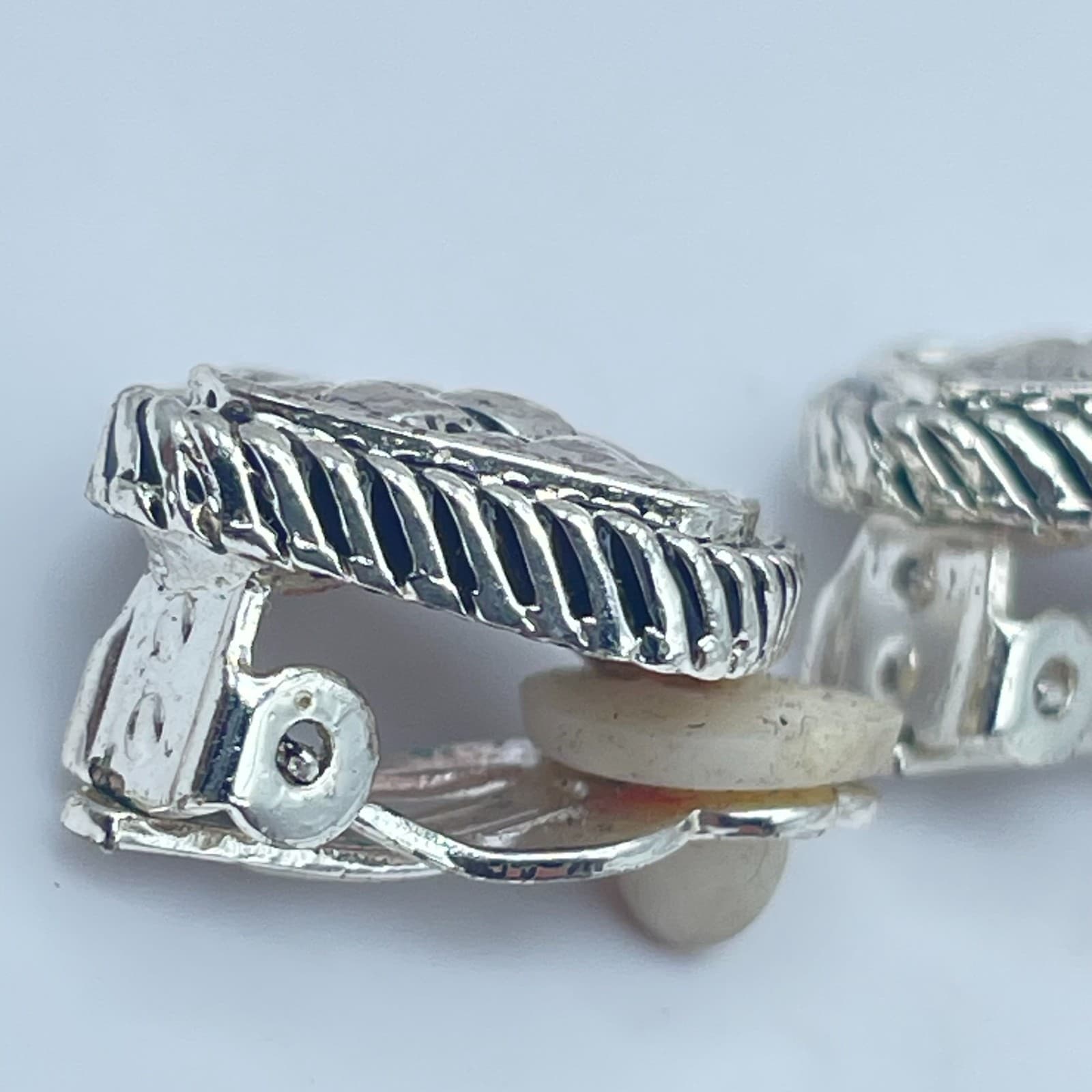 Vintage 90s Silver Tone Square Textured Basketweave Earrings Women's Jewelry - Thumbnail 6