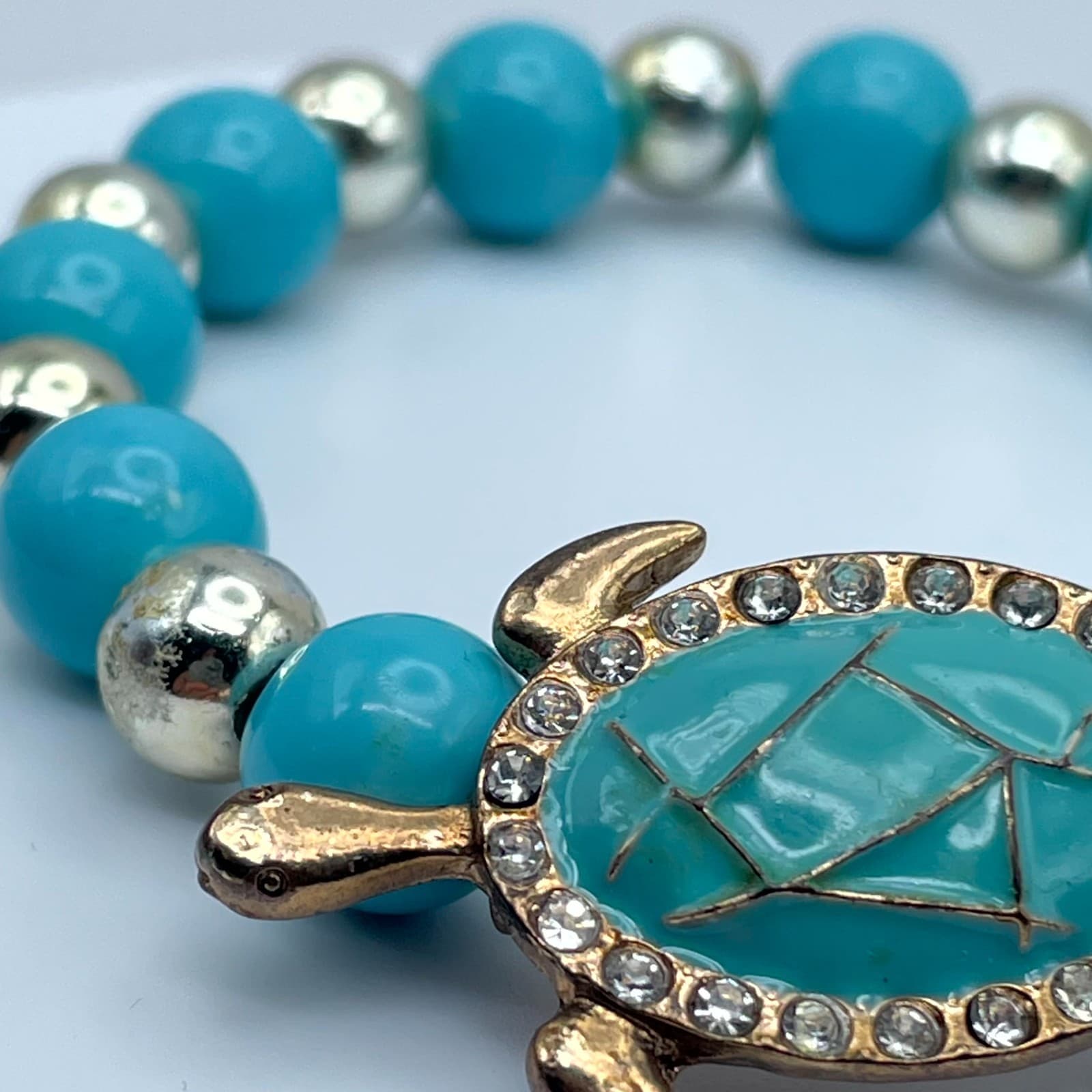 Vintage-Inspired Gold-Tone Beads Sea Turtle Motif Novelty Stretch Bracelet - Thumbnail 7