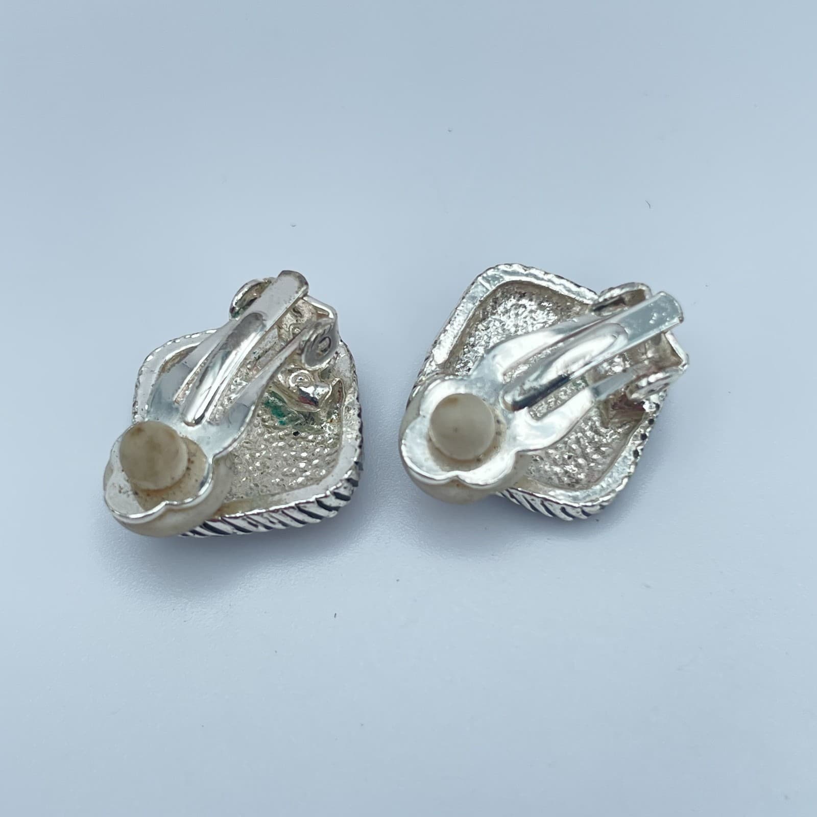 Vintage 90s Silver Tone Square Textured Basketweave Earrings Women's Jewelry - Thumbnail 3