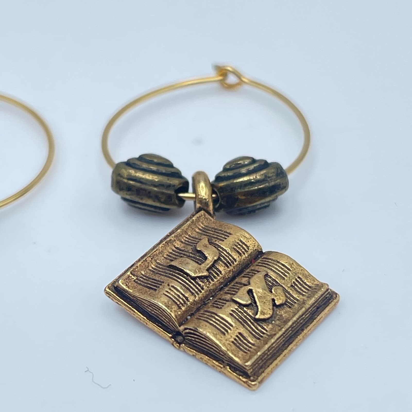 Vintage 90s Gold Tone Heart & Floral Hoop Earrings Women's Classic Jewelry - Thumbnail 4