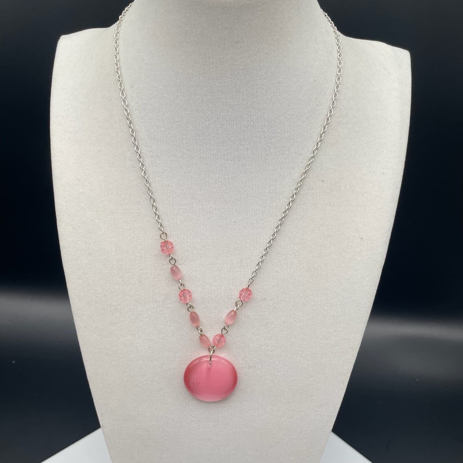 Vintage Silver-tone chain necklace with round pink pendant and accent beads 23In - Thumbnail 4
