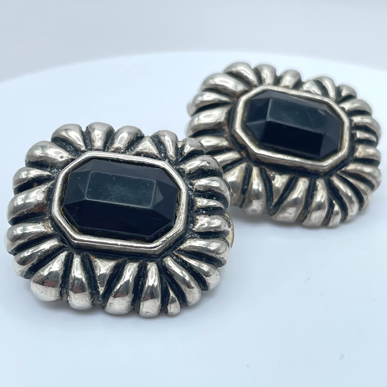 Vintage 90s Black Emerald Cut Crystal Clip On Earrings Silver Tone Jewelry - Thumbnail 4