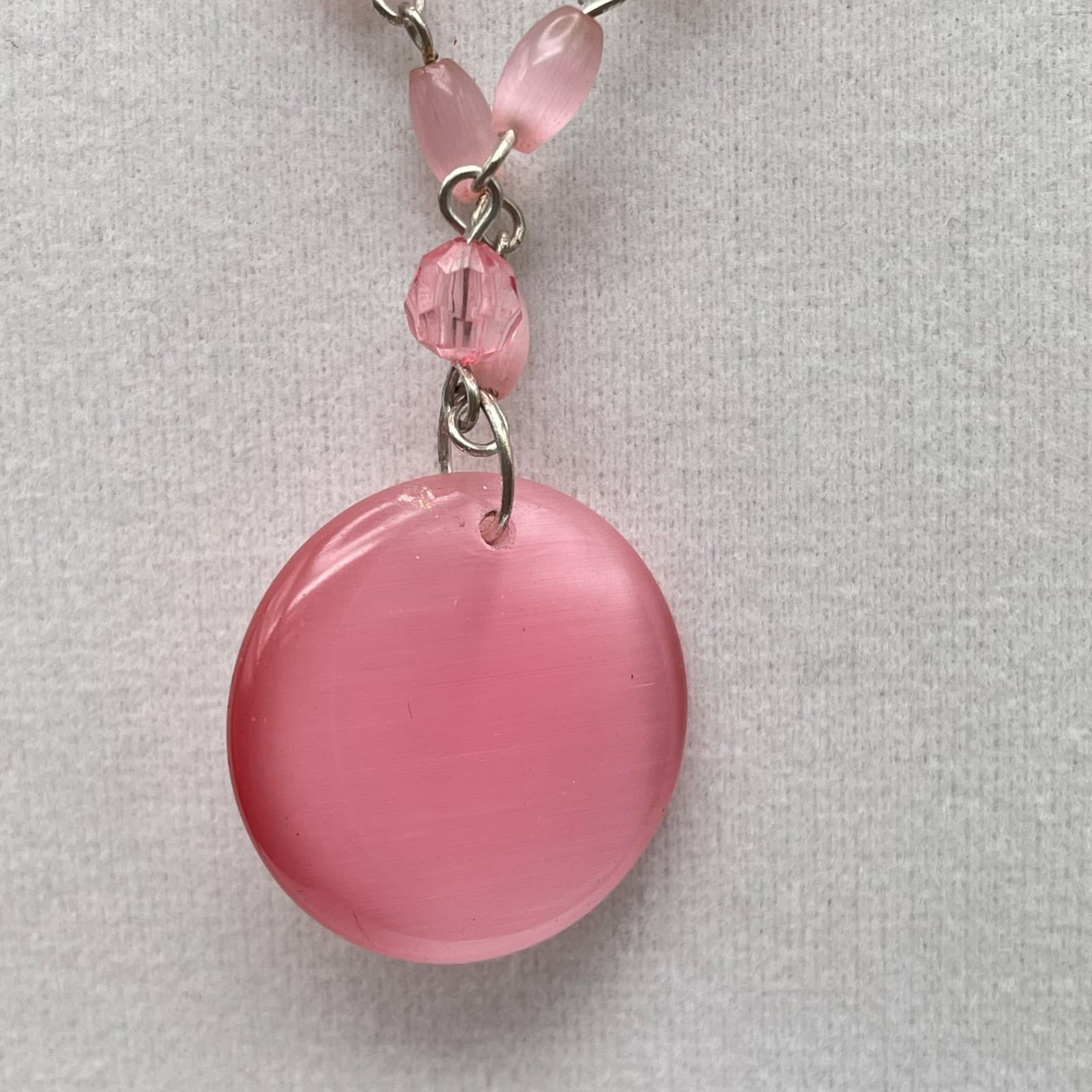 Vintage Silver-tone chain necklace with round pink pendant and accent beads 23In - Thumbnail 7