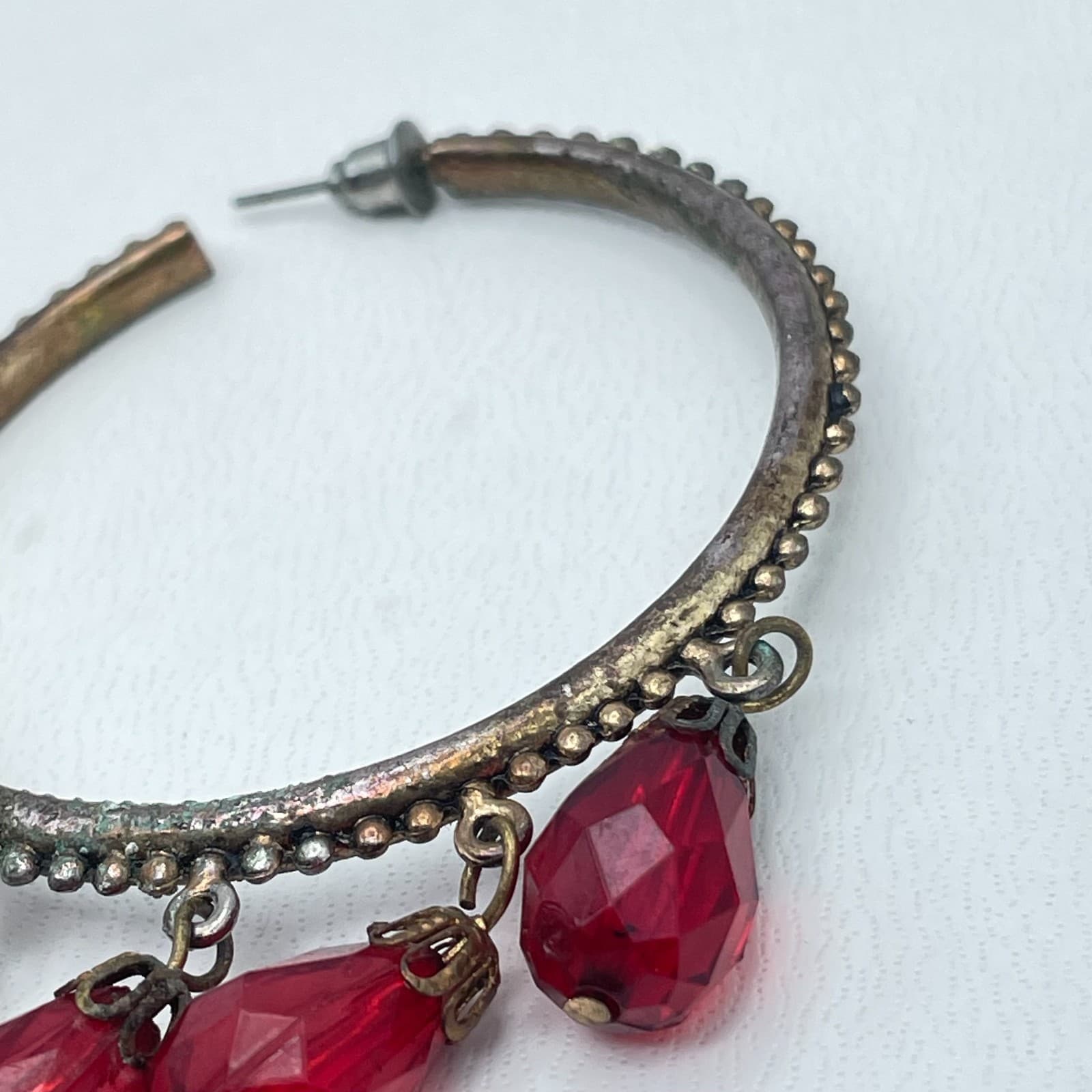 Vintage Y2K Red Faceted Teardrop Beaded Silver Tone Hoop Earrings Jewelry - Thumbnail 5