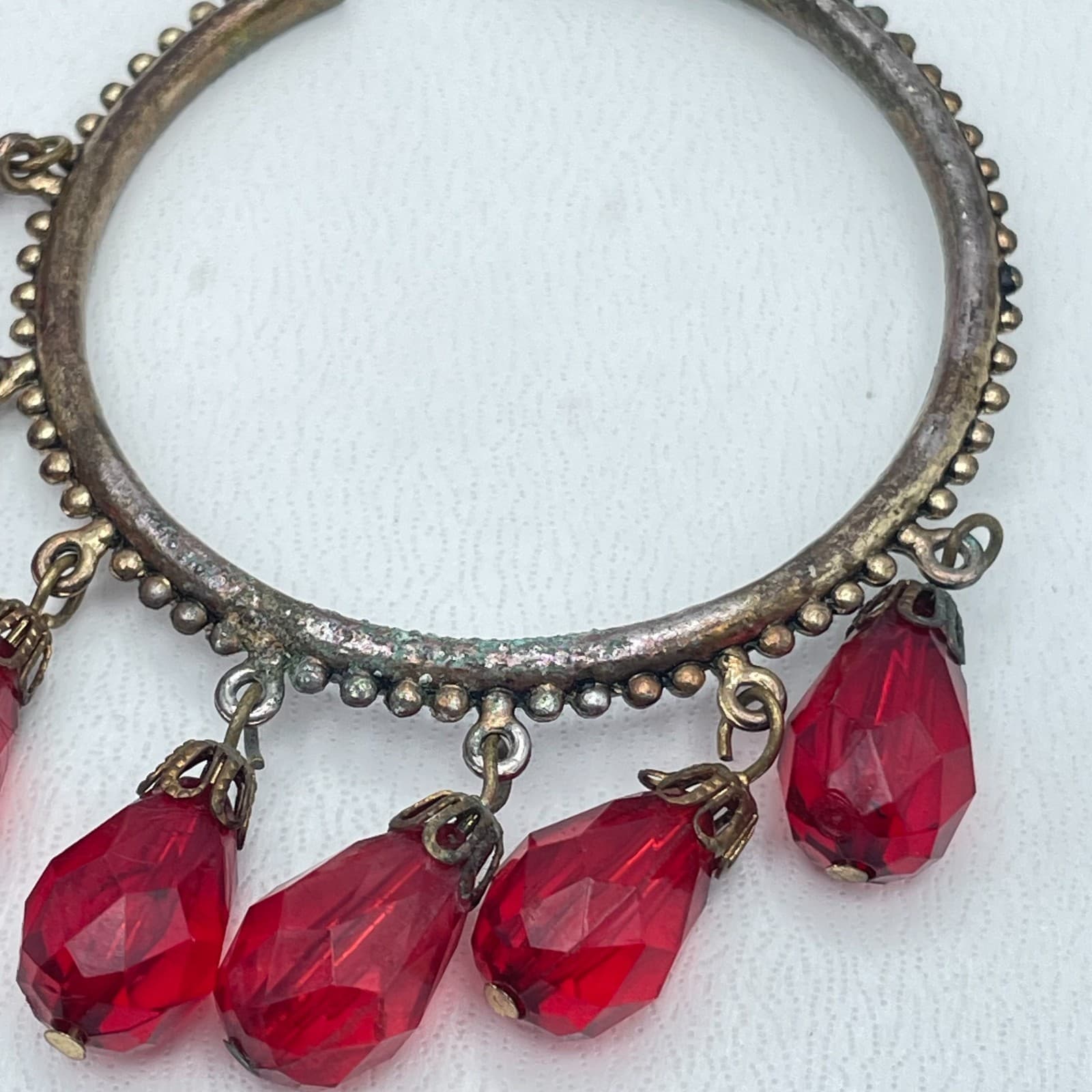 Vintage Y2K Red Faceted Teardrop Beaded Silver Tone Hoop Earrings Jewelry - Thumbnail 4
