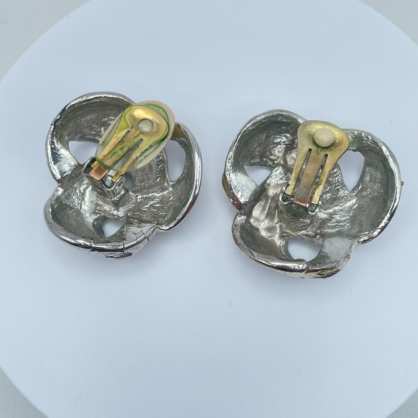 Vintage 90s Silver Tone Knot Textured Earrings Statement Women's Classic Jewelry - Thumbnail 3