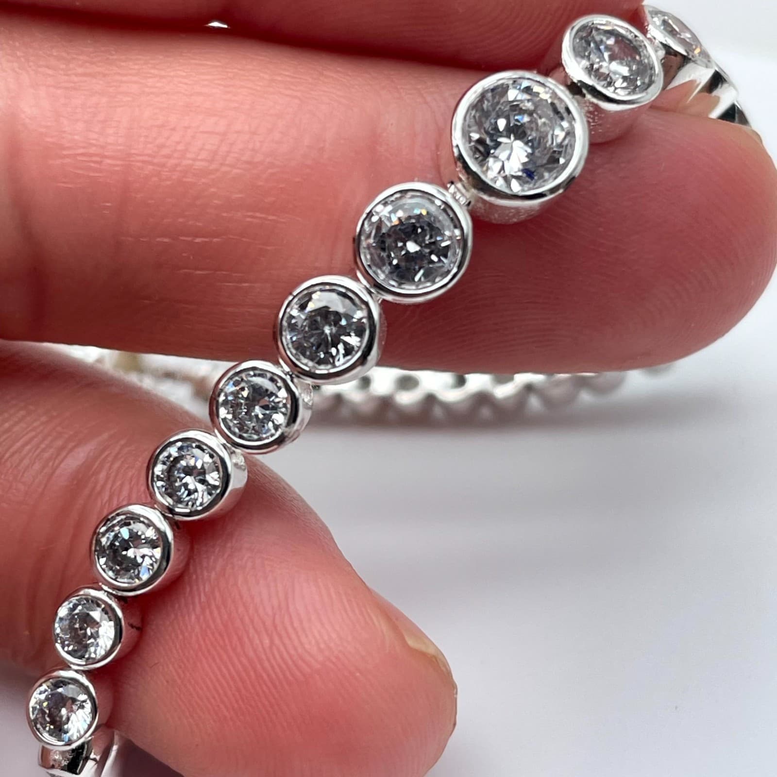 Bolo-Style Silver-Tone Romantic Rhinestone Beaded Heart Motif Slider Bracelet - Thumbnail 7