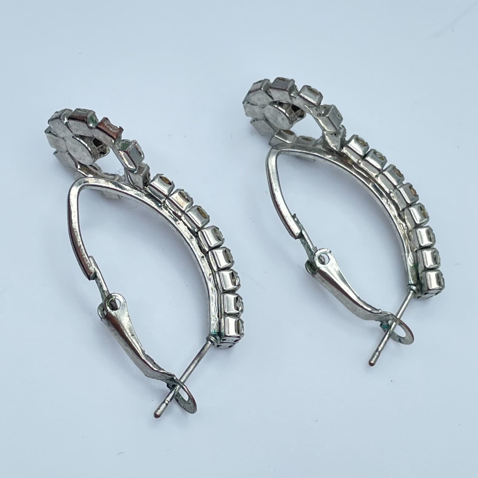Vintage 90s Clear Crystal Rhinestone Hoop Dangle Earrings Silver Tone Jewelry - Thumbnail 8